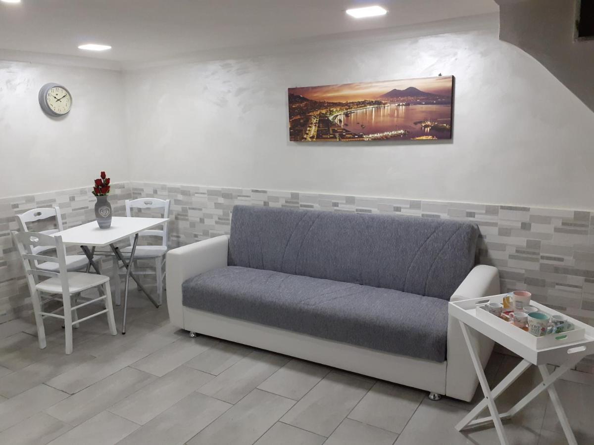 A'Casa E' Mamma' Villa Napels Buitenkant foto